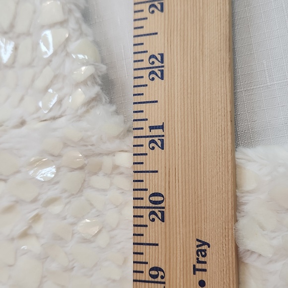 Ann Taylor Sweatshirt x Sweater Ivory Colored Cracked Ice Textured. Size LP - Picture 11 of 12